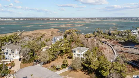 9814 Clarendon Drive Emerald Isle NC 28594