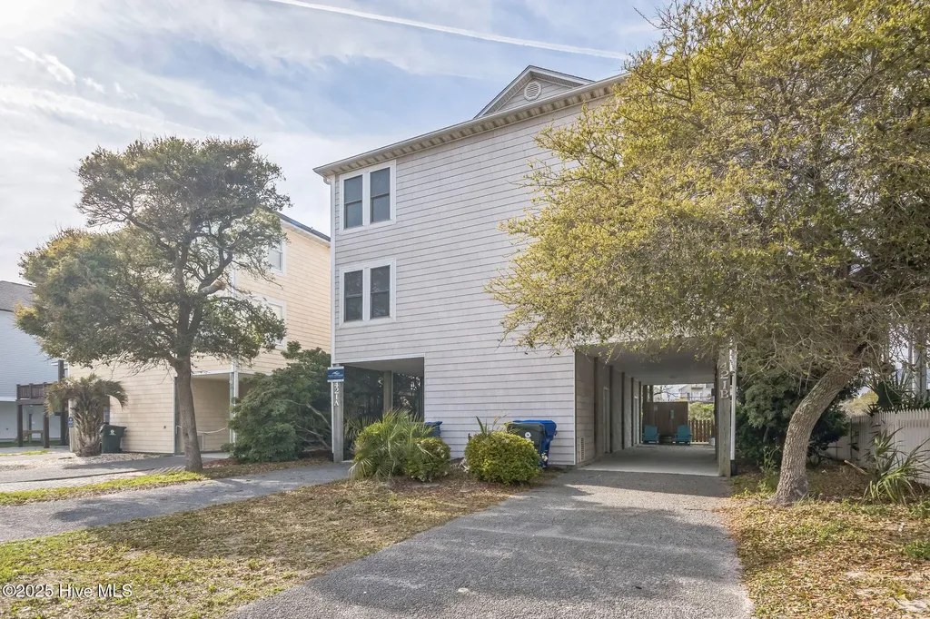 421 N New River Drive Surf City NC 28445