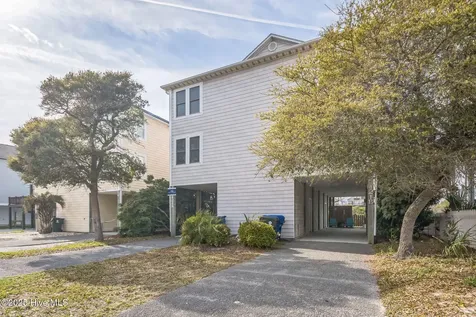 421 N New River Drive Surf City NC 28445