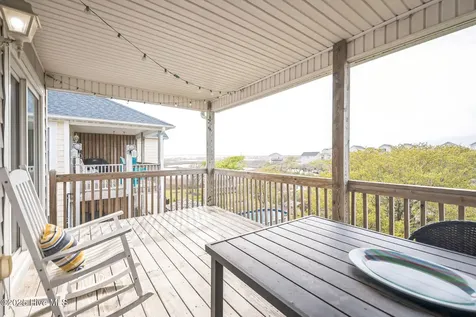 421 N New River Drive Surf City NC 28445