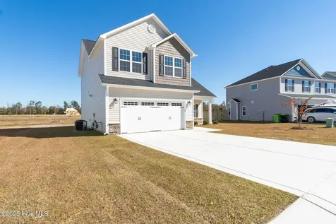 2032 Bluewater Boulevard New Bern NC 28562
