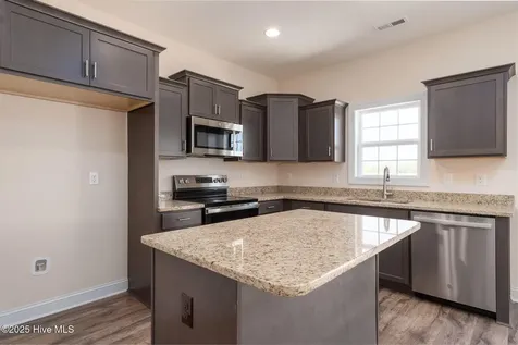 2032 Bluewater Boulevard New Bern NC 28562