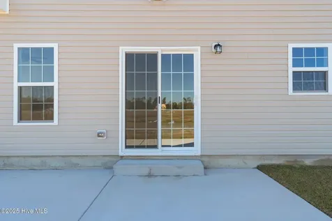 2032 Bluewater Boulevard New Bern NC 28562
