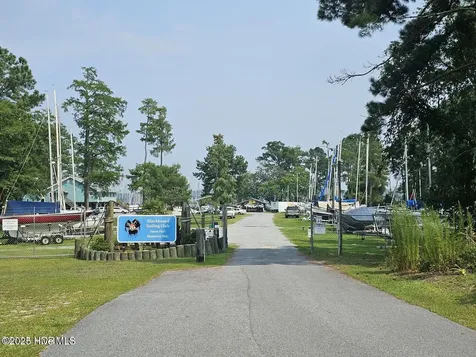 2108 Caracara Drive New Bern NC 28560