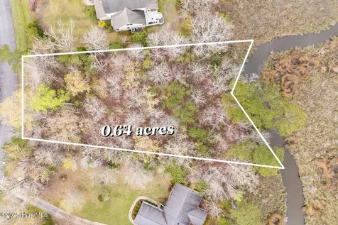 225 Winding Creek Drive Oriental NC 28571