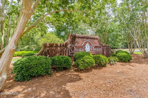 225 Winding Creek Drive Oriental NC 28571