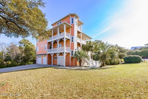 200 Shipwreck Lane Emerald Isle NC 28594