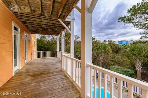 200 Shipwreck Lane Emerald Isle NC 28594