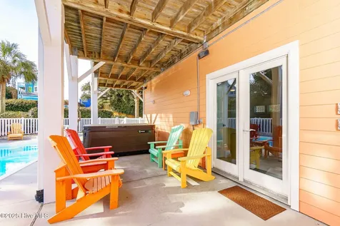 200 Shipwreck Lane Emerald Isle NC 28594