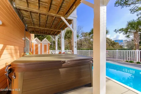 200 Shipwreck Lane Emerald Isle NC 28594