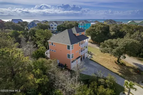 200 Shipwreck Lane Emerald Isle NC 28594