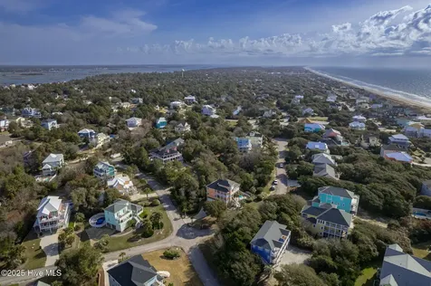 200 Shipwreck Lane Emerald Isle NC 28594