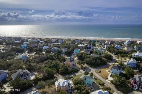 200 Shipwreck Lane Emerald Isle NC 28594