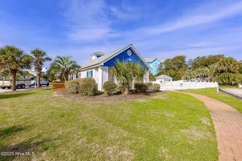 200 Shipwreck Lane Emerald Isle NC 28594