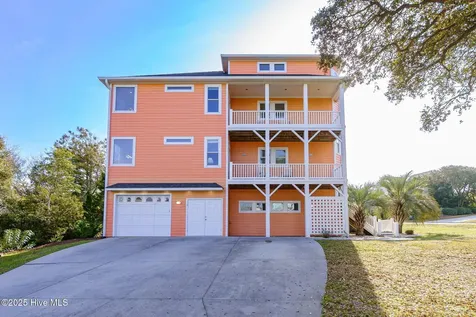 200 Shipwreck Lane Emerald Isle NC 28594