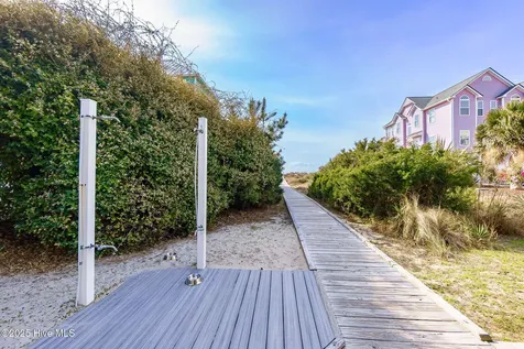 200 Shipwreck Lane Emerald Isle NC 28594
