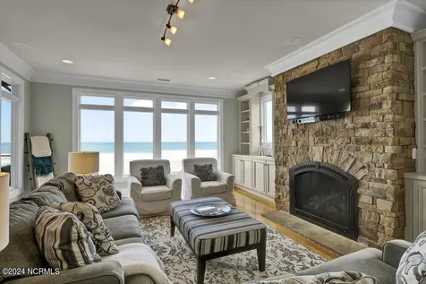 158 Beach Road S Wilmington NC 28411