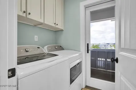 158 Beach Road S Wilmington NC 28411