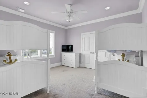 158 Beach Road S Wilmington NC 28411