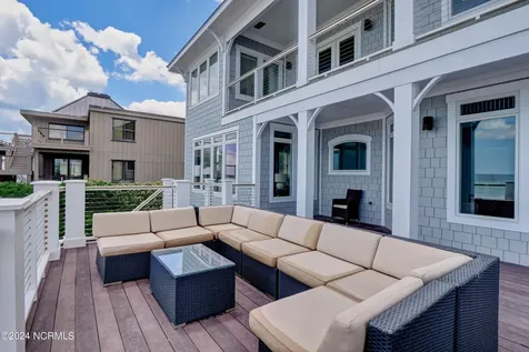 158 Beach Road S Wilmington NC 28411