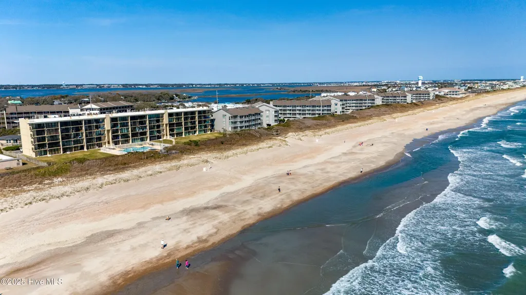 2305 W Fort Macon Road Atlantic Beach NC 28512