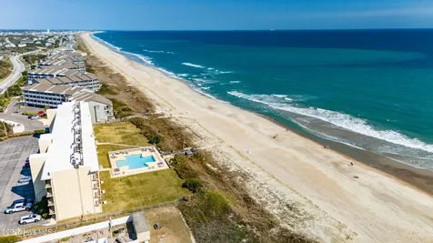 2305 W Fort Macon Road Atlantic Beach NC 28512