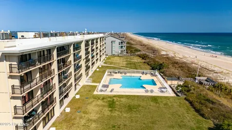 2305 W Fort Macon Road Atlantic Beach NC 28512