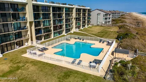 2305 W Fort Macon Road Atlantic Beach NC 28512