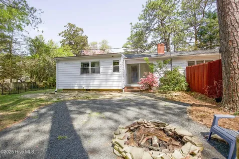 264 E Indiana Avenue Southern Pines NC 28387
