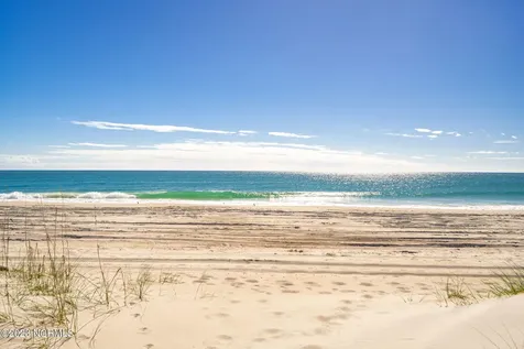 3107 Ocean Drive Emerald Isle NC 28594