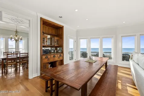 3107 Ocean Drive Emerald Isle NC 28594