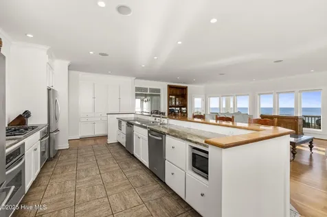3107 Ocean Drive Emerald Isle NC 28594