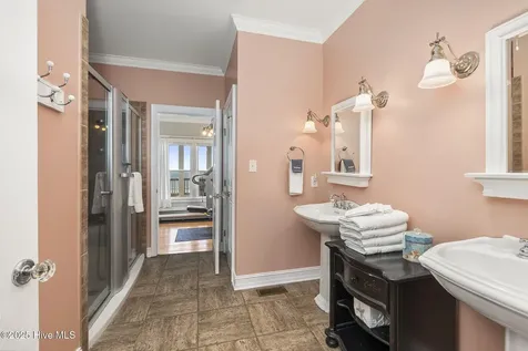 3107 Ocean Drive Emerald Isle NC 28594