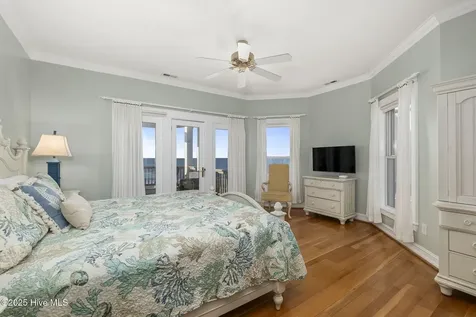3107 Ocean Drive Emerald Isle NC 28594