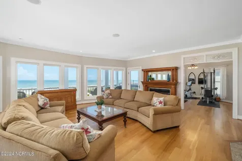 3107 Ocean Drive Emerald Isle NC 28594