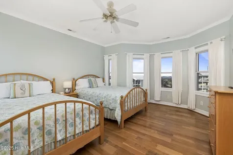3107 Ocean Drive Emerald Isle NC 28594