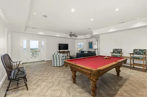 3107 Ocean Drive Emerald Isle NC 28594