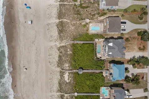3107 Ocean Drive Emerald Isle NC 28594