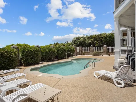 3107 Ocean Drive Emerald Isle NC 28594