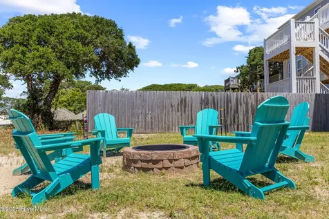 525 Sidbury Avenue Topsail Beach NC 28445