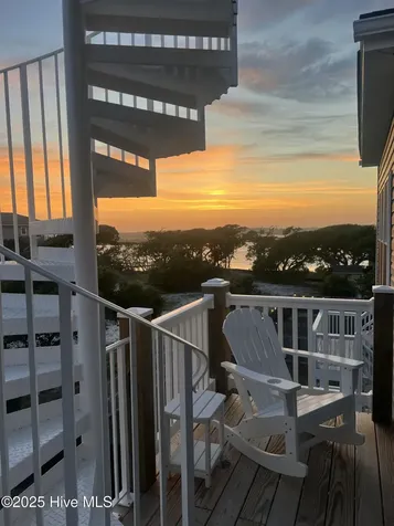 525 Sidbury Avenue Topsail Beach NC 28445