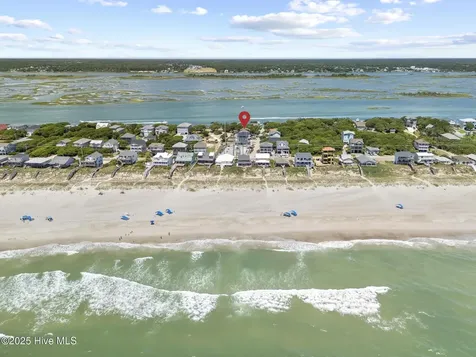 525 Sidbury Avenue Topsail Beach NC 28445