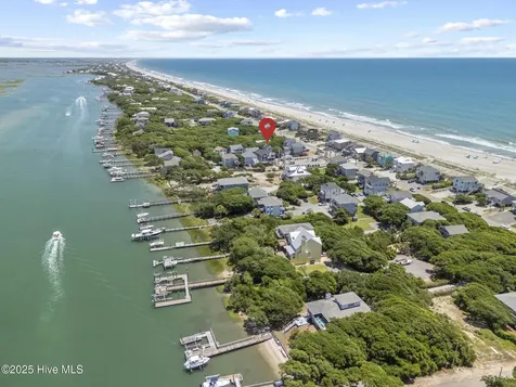 525 Sidbury Avenue Topsail Beach NC 28445