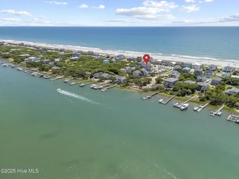 525 Sidbury Avenue Topsail Beach NC 28445