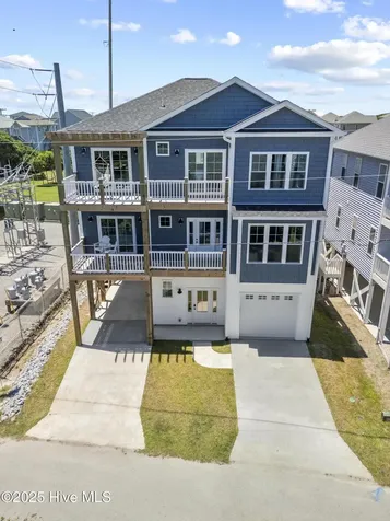 525 Sidbury Avenue Topsail Beach NC 28445