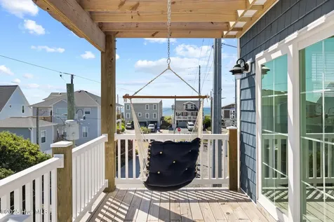 525 Sidbury Avenue Topsail Beach NC 28445