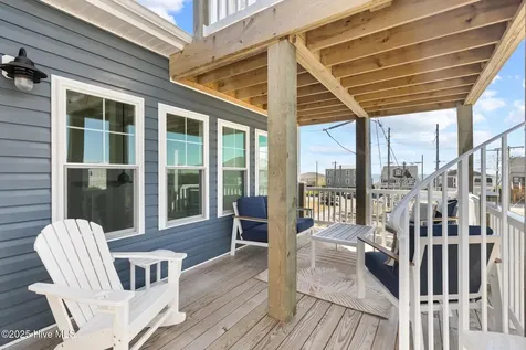 525 Sidbury Avenue Topsail Beach NC 28445