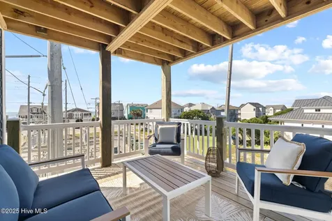 525 Sidbury Avenue Topsail Beach NC 28445