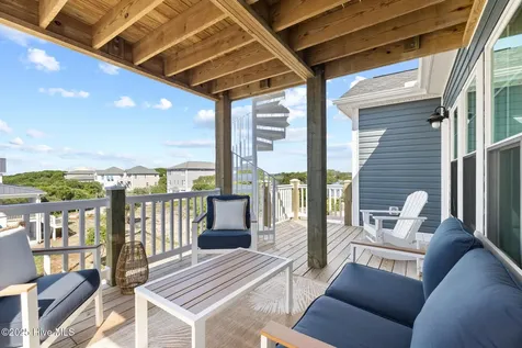 525 Sidbury Avenue Topsail Beach NC 28445