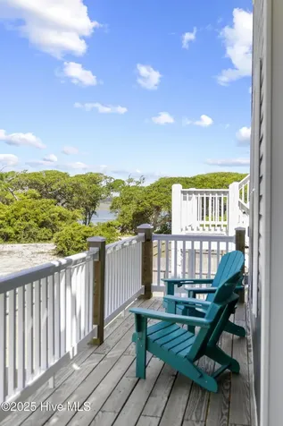 525 Sidbury Avenue Topsail Beach NC 28445